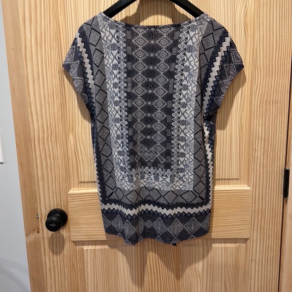 Lucky Brand Top - Picture 3 of 7